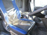 いすゞギガバルク車（粉粒体運搬車）大型（10t）[写真31]