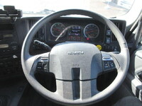 いすゞギガバルク車（粉粒体運搬車）大型（10t）[写真35]