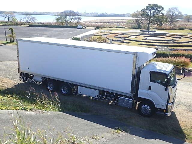 いすゞギガ冷凍車（冷蔵車）大型（10t）[写真21]