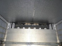 いすゞギガ冷凍車（冷蔵車）大型（10t）[写真10]