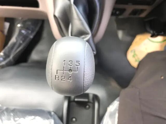 三菱ふそうキャンターダンプ小型（2t・3t）[写真08]