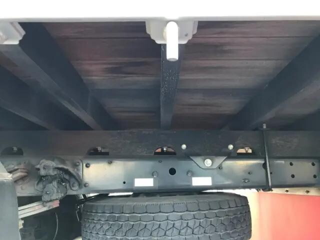 三菱ふそうファイターアルミブロック中型（4t）[写真28]