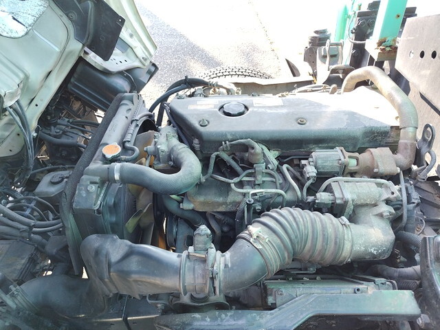 いすゞエルフ高所作業車小型（2t・3t）[写真12]