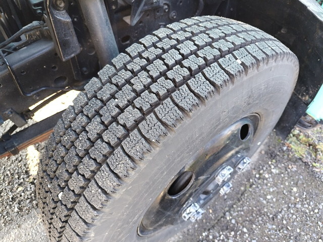 いすゞエルフ高所作業車小型（2t・3t）[写真06]