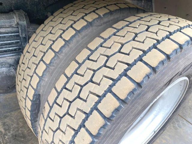 UDトラックスクオンスクラップ運搬車大型（10t）[写真16]