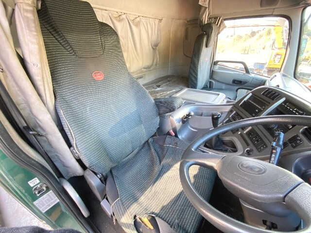 UDトラックスクオンスクラップ運搬車大型（10t）[写真27]