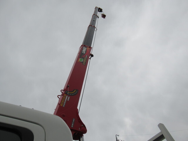 三菱ふそうキャンタークレーン4段小型（2t・3t）[写真10]