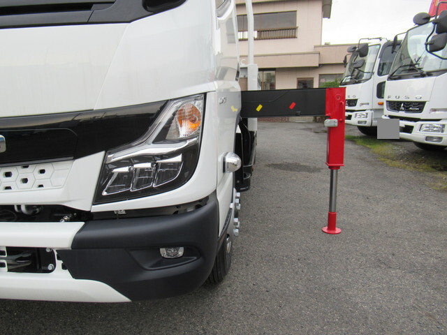 三菱ふそうキャンタークレーン4段小型（2t・3t）[写真12]