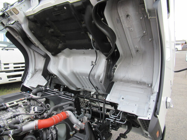 三菱ふそうキャンタークレーン4段小型（2t・3t）[写真22]