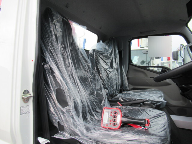 三菱ふそうキャンタークレーン4段小型（2t・3t）[写真26]