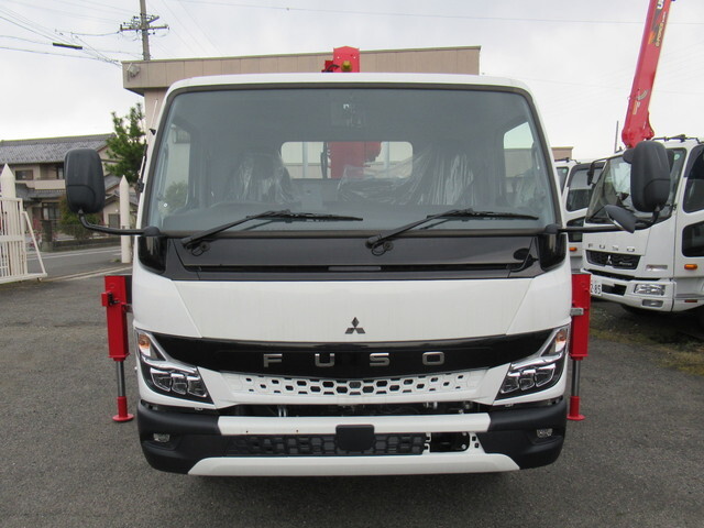 三菱ふそうキャンタークレーン4段小型（2t・3t）[写真08]