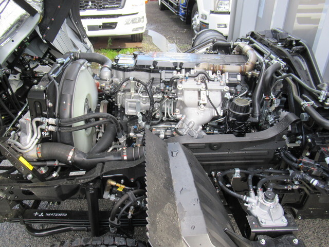 三菱ふそうファイターアルミウイング中型（4t）[写真26]