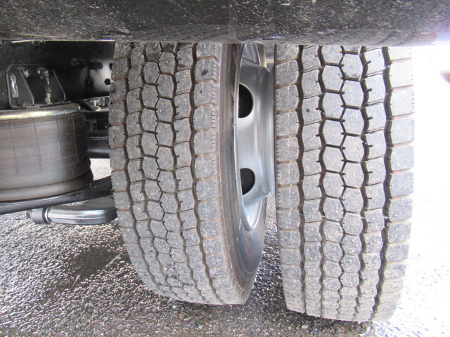 三菱ふそうファイターアルミウイング中型（4t）[写真36]