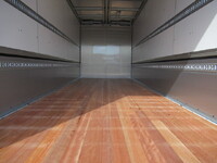 三菱ふそうファイターアルミウイング中型（4t）[写真07]