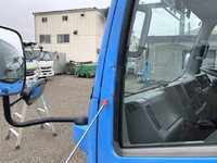 いすゞエルフアルミバン小型（2t・3t）[写真32]