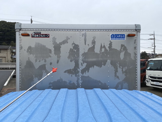 いすゞエルフアルミバン小型（2t・3t）[写真35]