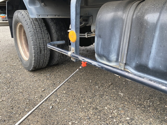 いすゞエルフアルミバン小型（2t・3t）[写真37]