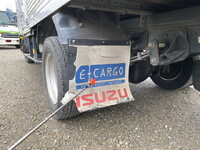 いすゞエルフアルミバン小型（2t・3t）[写真39]