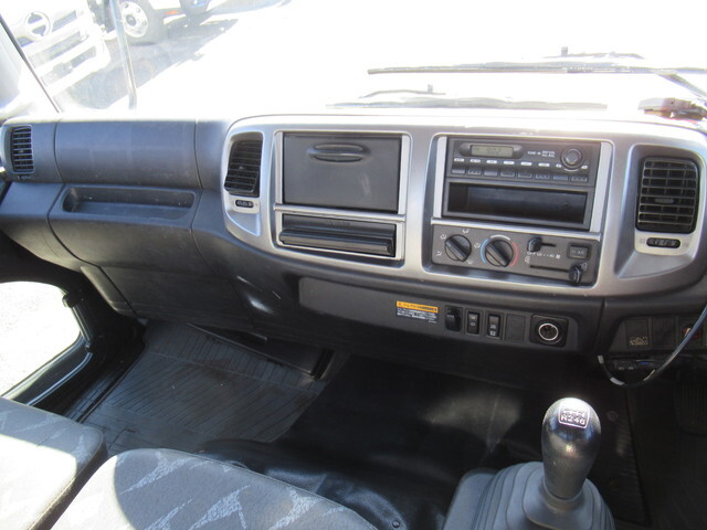 日野レンジャークレーン4段中型（4t）[写真31]