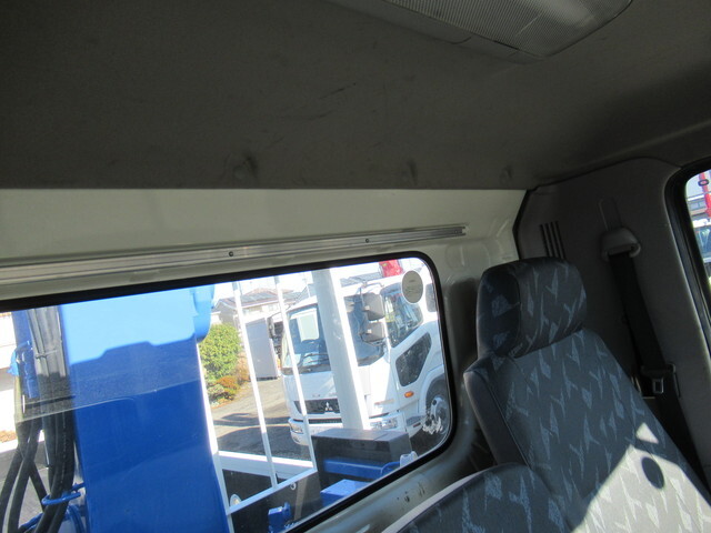 日野レンジャークレーン4段中型（4t）[写真35]