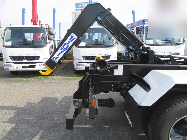 三菱ふそうファイターコンテナ専用車中型（4t）[写真12]