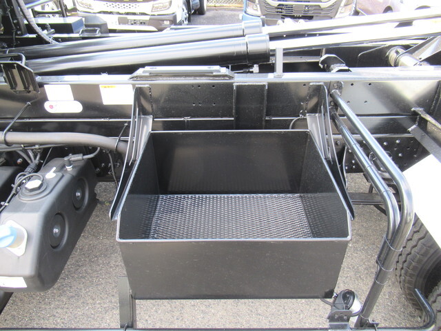 三菱ふそうファイターコンテナ専用車中型（4t）[写真15]