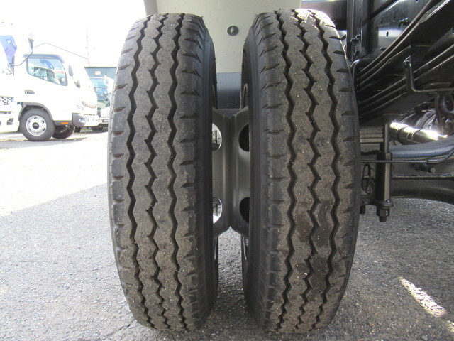 三菱ふそうファイターコンテナ専用車中型（4t）[写真29]