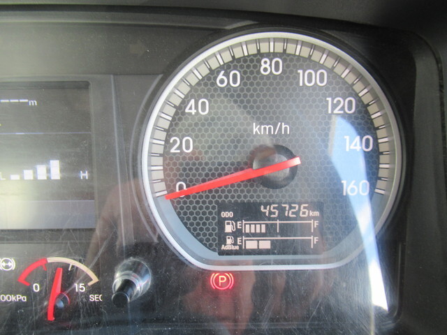 いすゞフォワードクレーン4段中型（4t）[写真23]