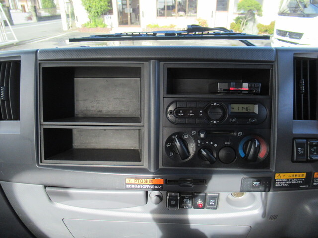 いすゞフォワードクレーン4段中型（4t）[写真26]