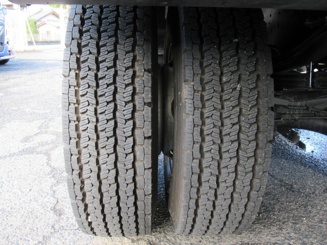 いすゞフォワードクレーン4段中型（4t）[写真31]