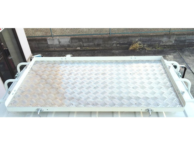 いすゞエルフ深ダンプ（土砂禁ダンプ）小型（2t・3t）[写真10]