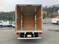 いすゞエルフアルミバン小型（2t・3t）[写真12]