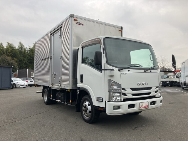 いすゞエルフアルミバン小型（2t・3t）[写真03]