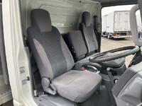 いすゞエルフアルミバン小型（2t・3t）[写真32]