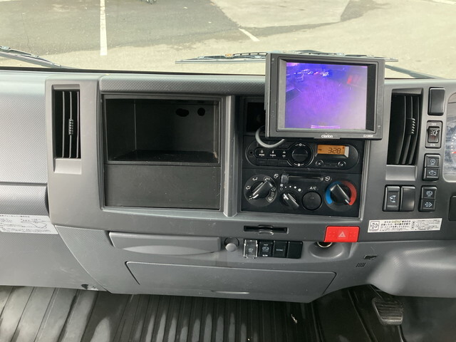 いすゞエルフアルミバン小型（2t・3t）[写真35]