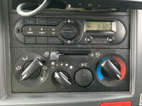 いすゞエルフアルミバン小型（2t・3t）[写真37]