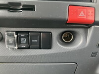 いすゞエルフアルミバン小型（2t・3t）[写真38]