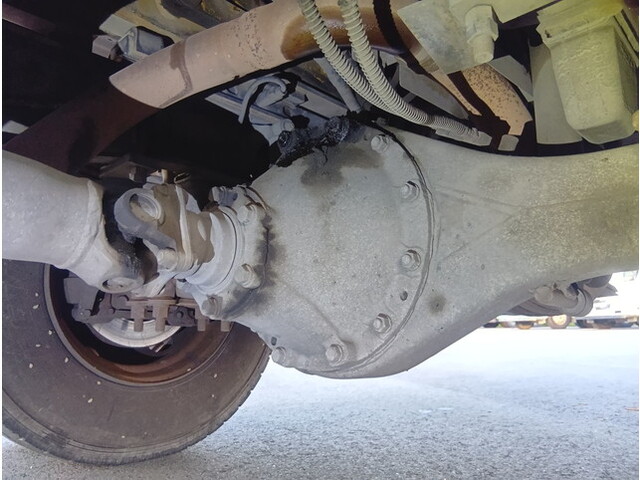 三菱ふそうキャンターパッカー車（塵芥車）小型（2t・3t）[写真20]