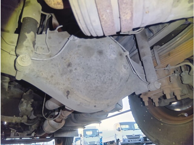 三菱ふそうキャンターパッカー車（塵芥車）小型（2t・3t）[写真21]