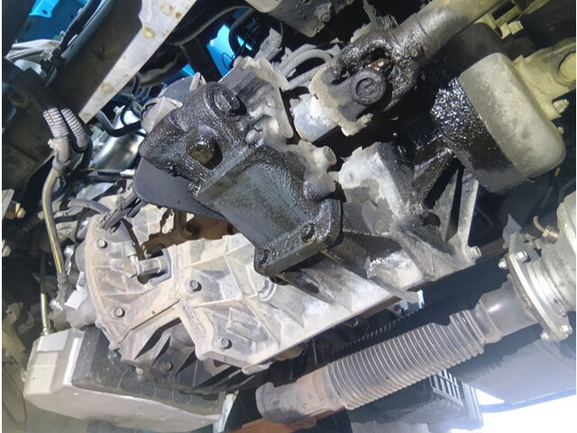 三菱ふそうキャンターパッカー車（塵芥車）小型（2t・3t）[写真22]