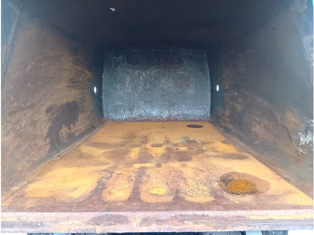 三菱ふそうキャンターパッカー車（塵芥車）小型（2t・3t）[写真09]