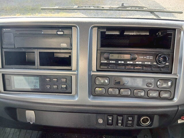 日野レンジャー冷凍車（冷蔵車）中型（4t）[写真32]