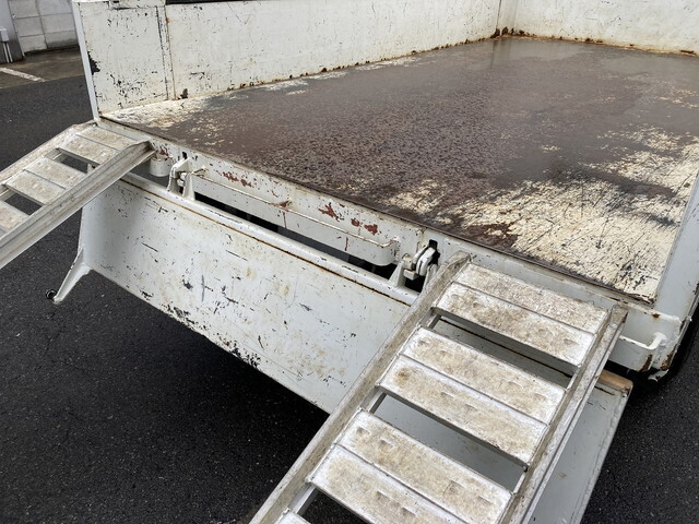 いすゞエルフダンプ小型（2t・3t）[写真11]