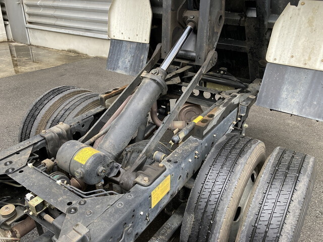 いすゞエルフダンプ小型（2t・3t）[写真12]