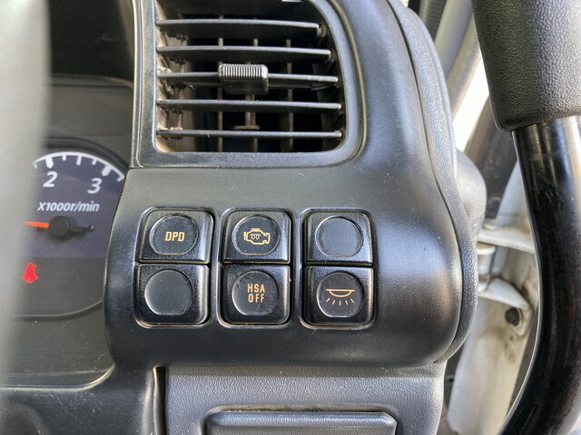 いすゞエルフダンプ小型（2t・3t）[写真32]