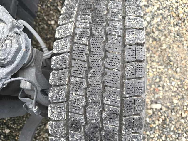 いすゞエルフアルミバン小型（2t・3t）[写真17]