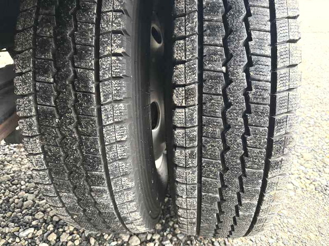 いすゞエルフアルミバン小型（2t・3t）[写真19]