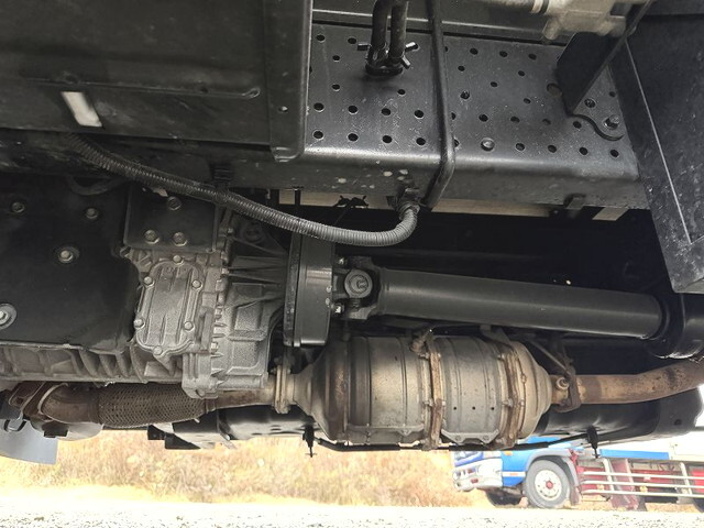 いすゞエルフアルミバン小型（2t・3t）[写真21]