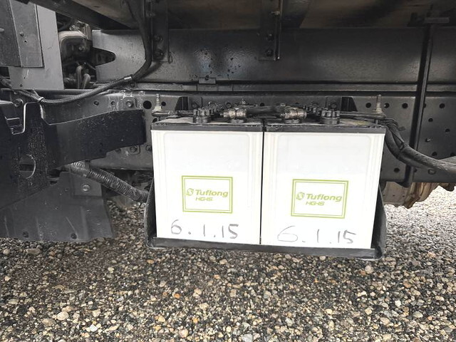 いすゞエルフアルミバン小型（2t・3t）[写真22]