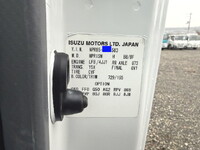 いすゞエルフアルミバン小型（2t・3t）[写真41]